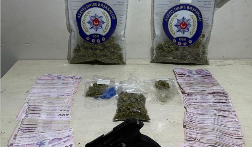 Gaziantep’te esrar ve ruhsatsız silah ele geçirildi