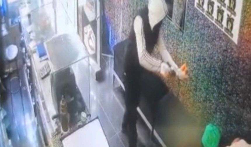 Gaziantep'te kuyumcu soygunu kameraya yansıdı