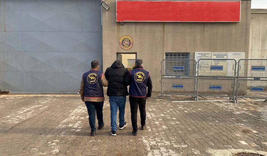 Aranan hükümlü yakayı ele verdi