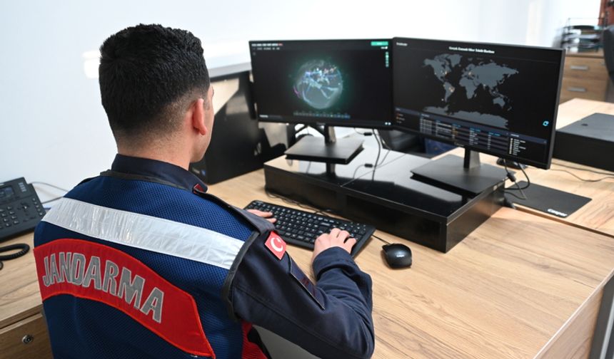 Gaziantep’te siber suçlara yönelik operasyonda çete çökertildi
