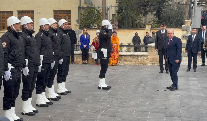 Bakan Güler sınırın sıfır noktasında incelemelerde bulundu