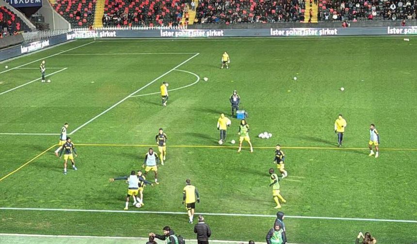 Gaziantep FK–Fenerbahçe maçında aydınlatma krizi