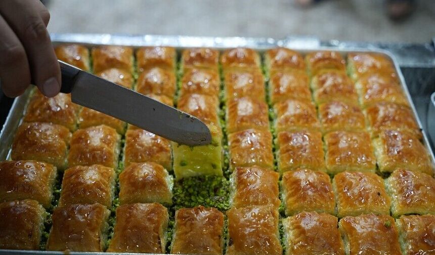 Gaziantep’te Bayram Öncesi Baklava Mesaisi Hızlandı
