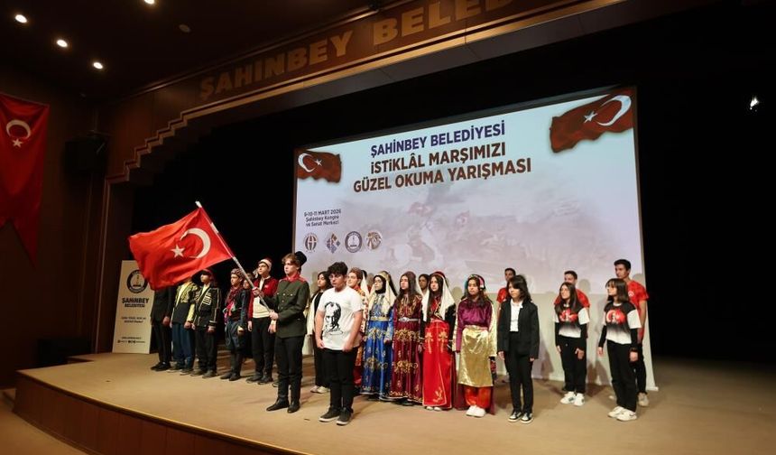 Şahinbey’de Öğrenciler İstiklal Marşı’nı En Güzel Okumak İçin Yarıştı
