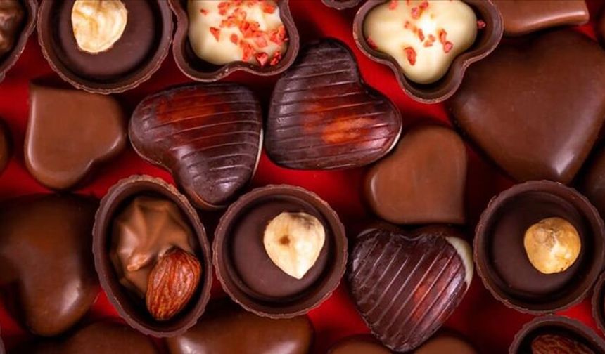 Bayram alışverişinde açıkta satılan çikolata ve şekere dikkat