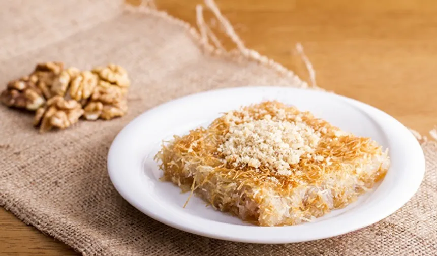 Ramazan da misafirlerinize ikram edeceğiniz "Soğuk Kadayıf" tarifi