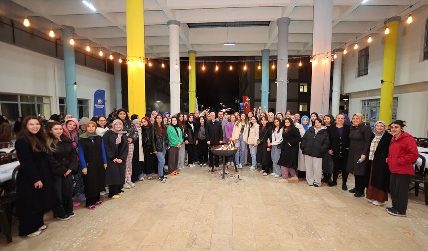 Şahinbey Belediyesi'nden Anlamlı Sahur