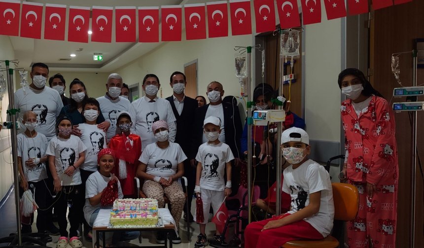 Onkoloji Servisinde Bayram Coşkusu