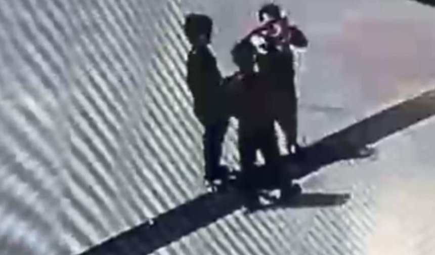 Çocukların bayrak sevgisi yürekleri ısıttı