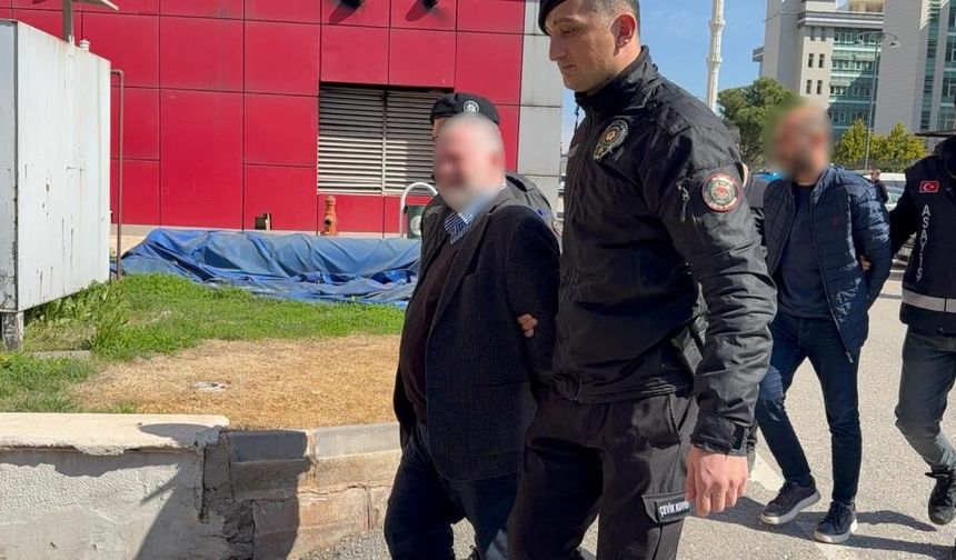 GAÜN öğretim görevlisinden milyonluk vurgun