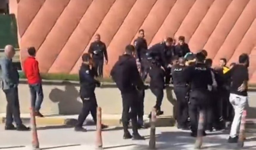 Gaziantep’te AVM’de korku dolu anlar !