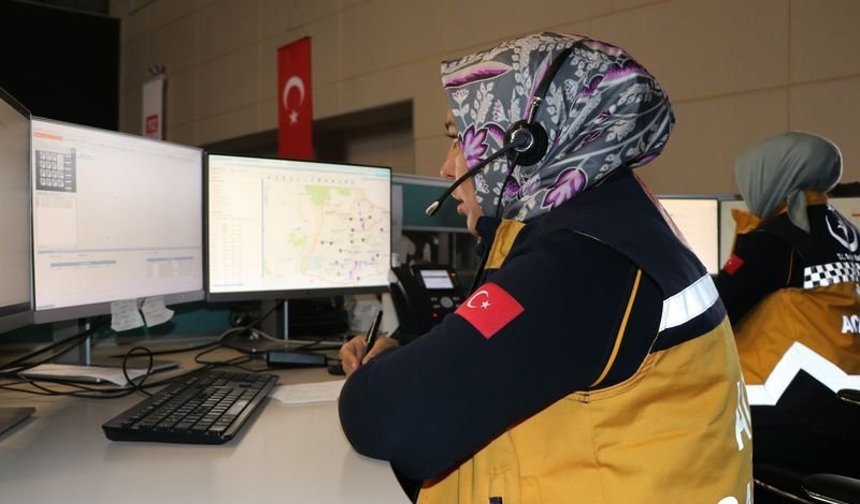 Sağlık personelinin yönlendirmesiyle hayata tutundu