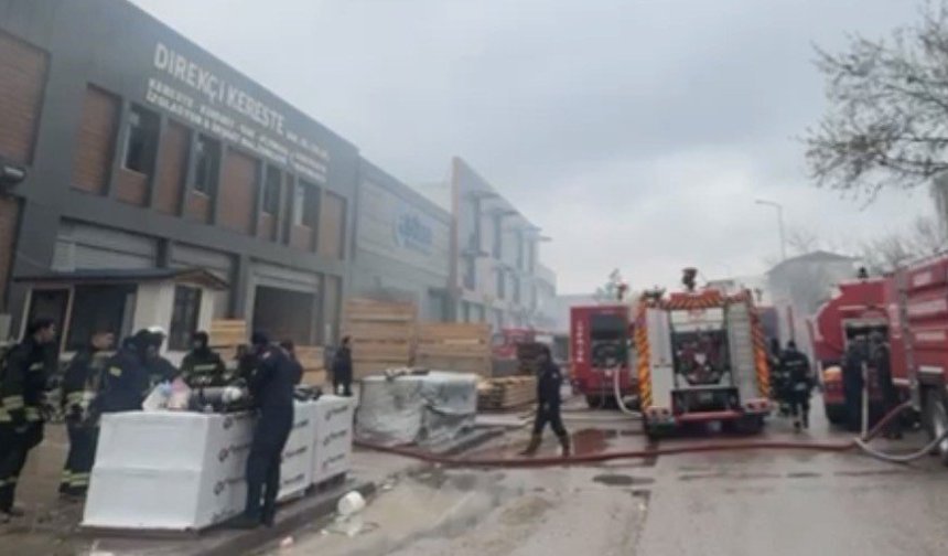 Gaziantep’te kereste imalathanesinde yangın paniği