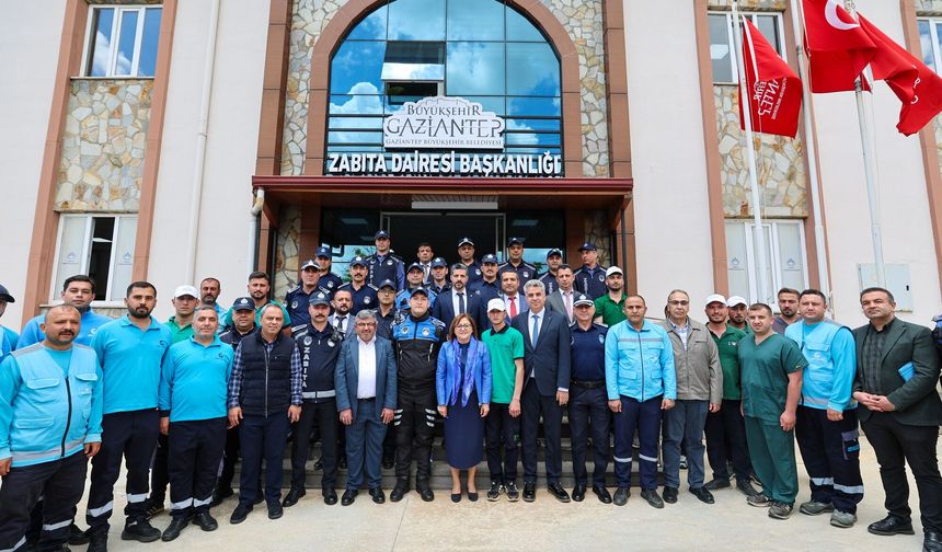Gaziantep Büyükşehir Belediyesi bayram mesaisine başladı