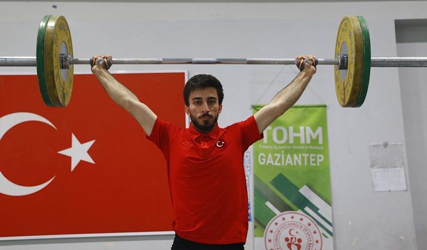 Milli halterci Harun Algül dördüncü Avrupa şampiyonluğunu hedefliyor