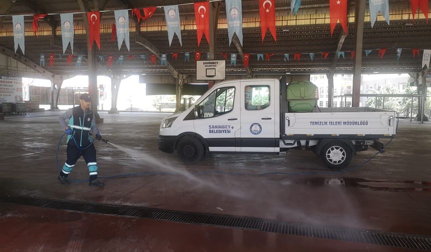 Gaziantep'te Kurban kesim alanlarında temizlik seferberliği