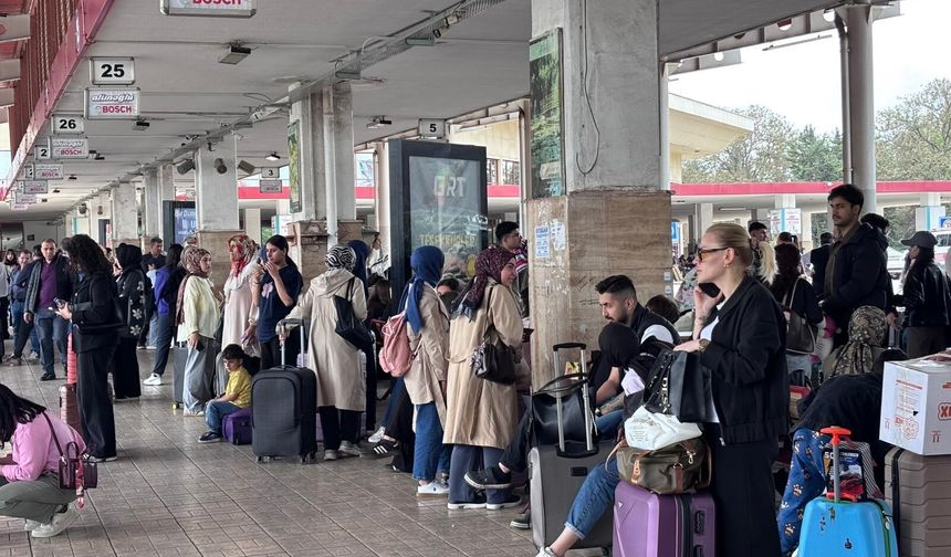 Otogar’da Bayram yoğunluğu başladı