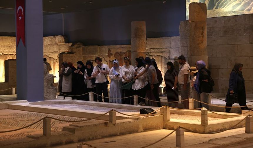 Zeugma Mozaik Müzesi bayramda ziyaretçi akınına uğradı