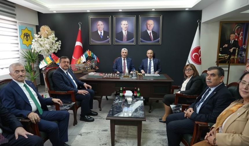 Bakan Bolat’tan MHP Gaziantep’e hayırlı olsun ziyareti