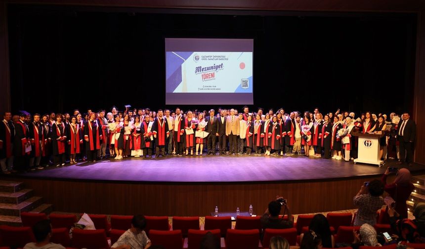 Halı sektörünün geleceği genç tasarımcılara emanet