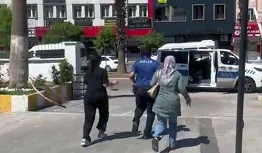 Kimliğini kaybetti, polis yardımına koştu
