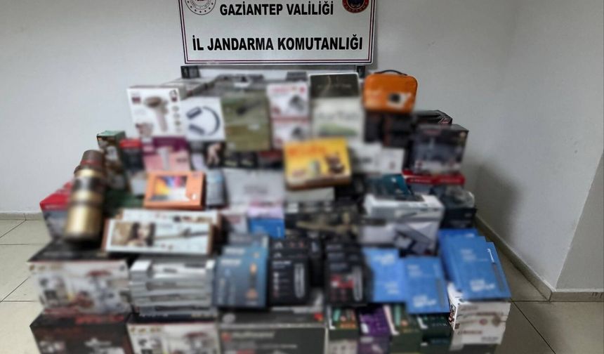 Milyonluk kaçak ürünlere dev operasyon