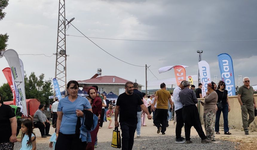 Tilkililer Festivali'ne onbinler katıldı