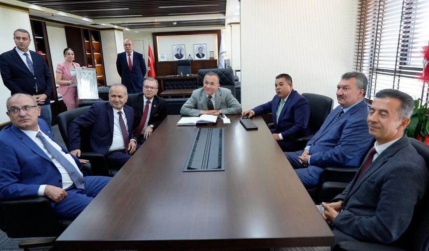 Vali Çeber’den Tapu ve Kadastro Bölge Müdürlüğü’ne ziyaret
