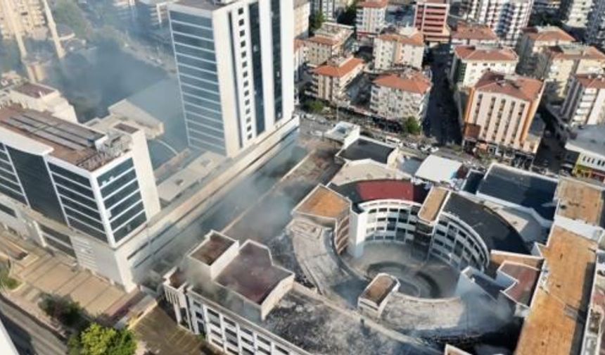 Gaziantep'te çatı yangınını İHA ekipleri tespit etti