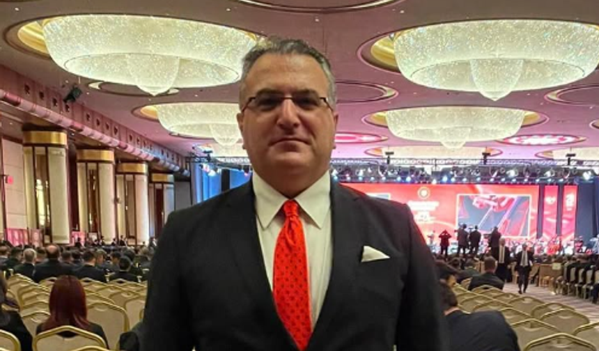 Gazeteci Cem Küçük Gözaltına Alındı