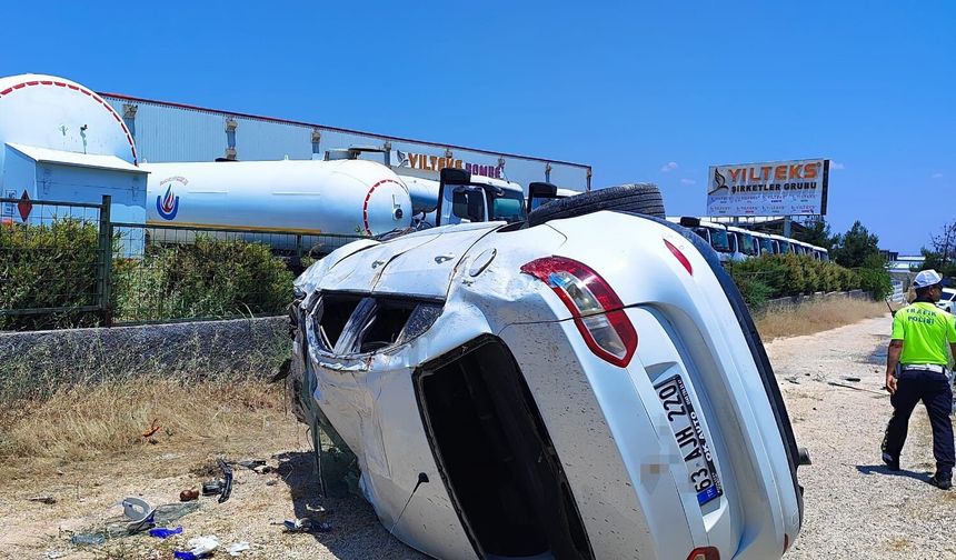 Gaziantep'te feci kaza: Otomobil takla attı