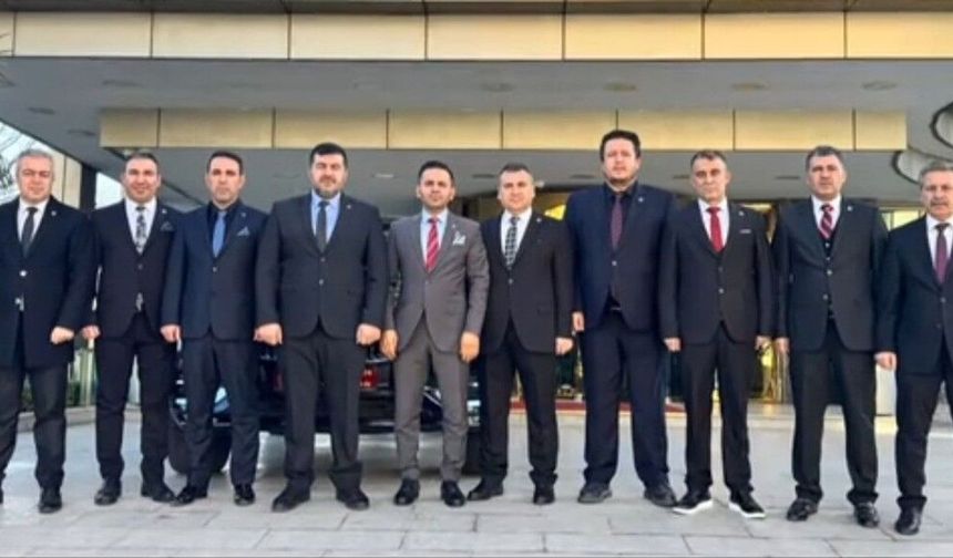 Yeniden Refah’ta peş peşe istifalar