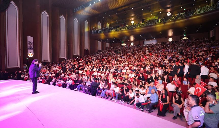 Ahmet Şafak Gazianteplilere unutulmaz gece yaşattı