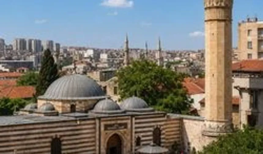 Gaziantep'in Asırlık Camileri Tarihe Işık Tutuyor