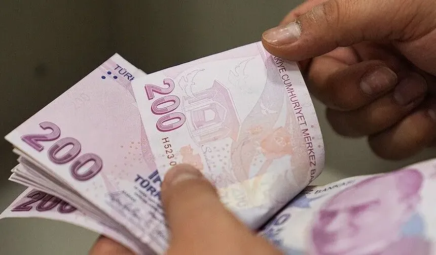 Emeklilerin maaş farkı ödemeleri için tarih netleşti