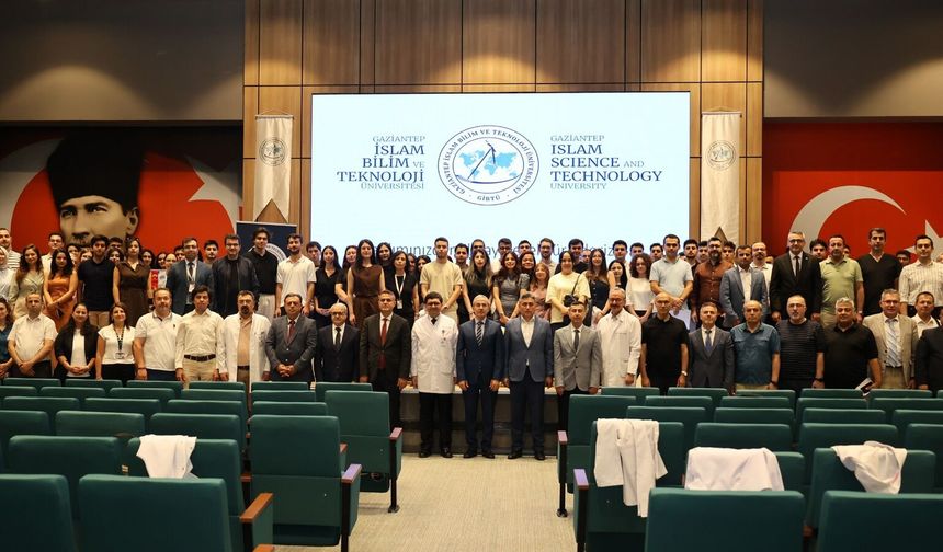 GİBTÜ Tıp Fakültesi öğrencileri klinik eğitimlerine başladı