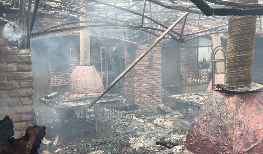 Gaziantep’te restoran yangınında büyük hasar oluştu