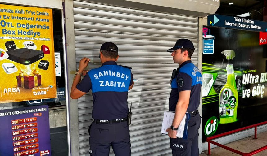 Gaziantep’te tarihi geçmiş ürün satan market mühürlendi