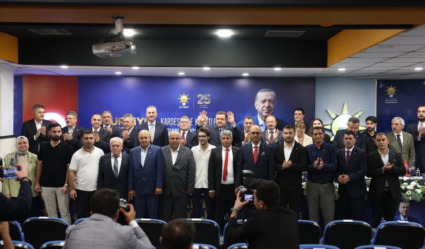 AK Parti Gaziantep’te Türkiye Yüzyılı için bir araya geldi