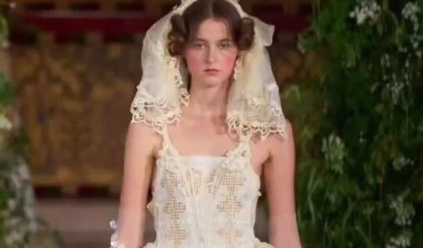 Antep işi nakış Londra Moda Haftası’nda tanıtıldı