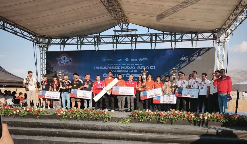 HKÜ öğrencilerinden TEKNOFEST’te çifte başarı