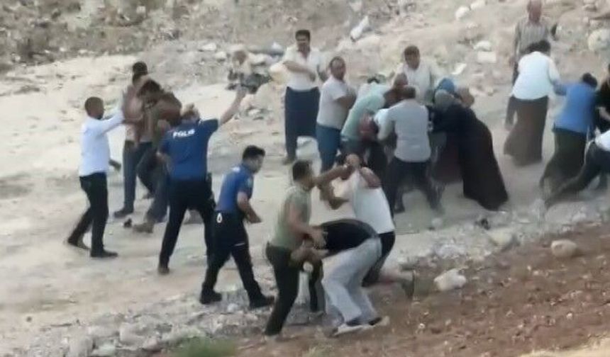 Gaziantep’te iki aile birbirine taş ve sopalarla saldırdı