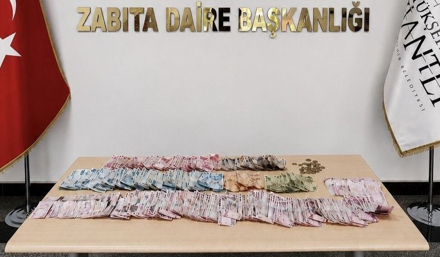 Gaziantep'te kadın dilencinin üzerinden çıkan para şaşırttı