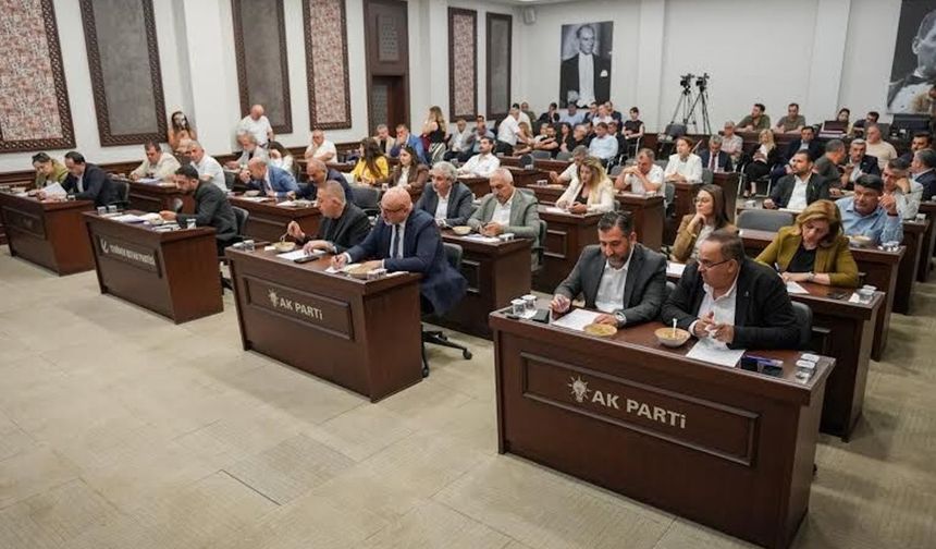 Şehitkamil Meclisi’nde 7 meclis üyesi parti değiştirdi