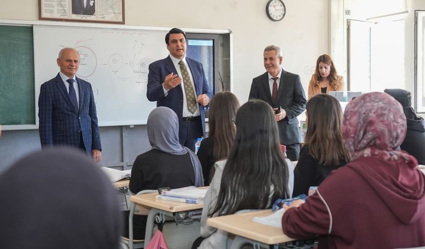 Gaziantep’te üniversitelilere eğitim desteği müjdesi