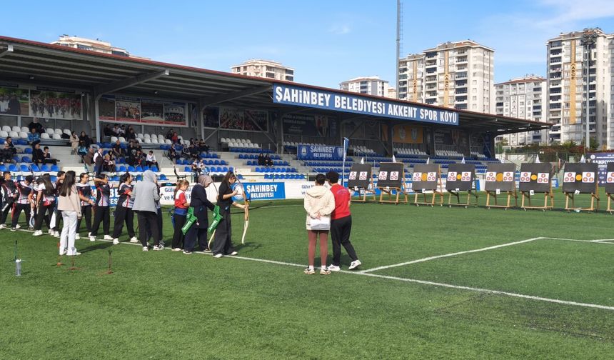 Gaziantep’te Cumhuriyet Bayramı sporla renklendi
