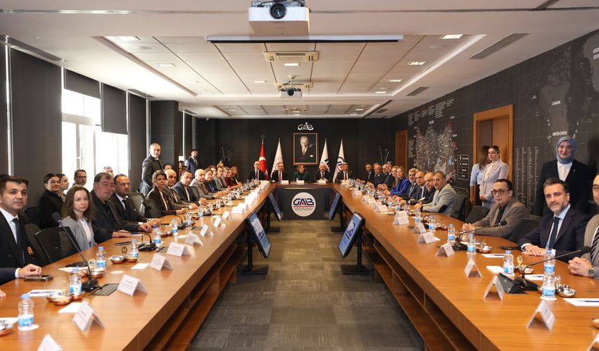 Gaziantep ihracatta rotayı hizmet sektörüne çevirdi