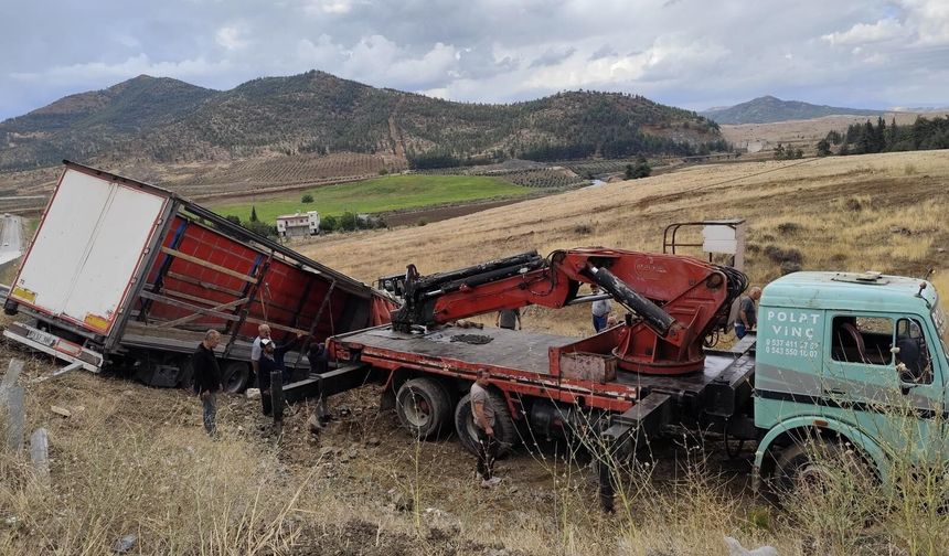 Gaziantep’te kayganlaşan yol kazaya neden oldu