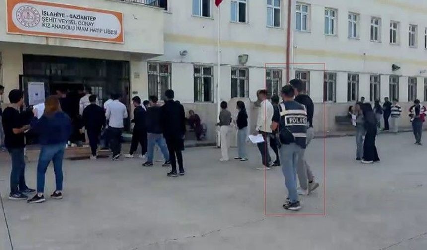 Kimliğini unutan öğrencinin imdadına polis ekipleri koştu