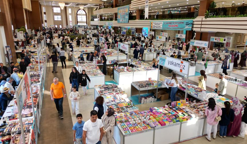 Gaziantep’te kitap fuarına yoğun ilgi: 151 yazar buluştu